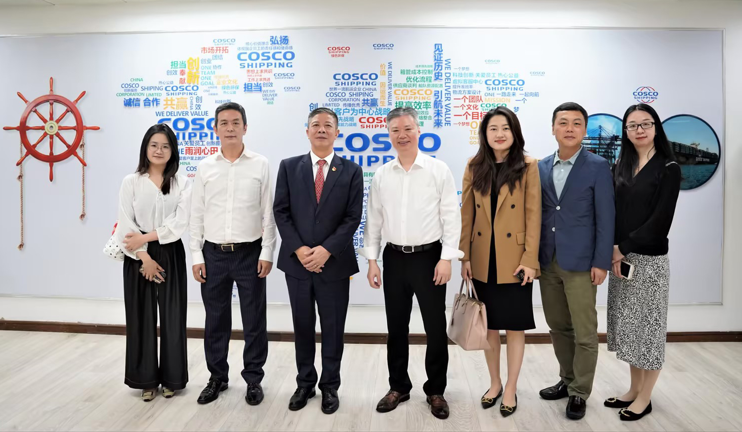 集團(tuán)高層拜訪COSCO